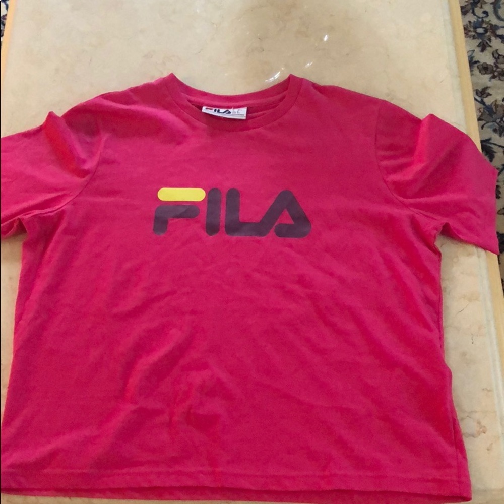 FILA T-shirt size S NWT